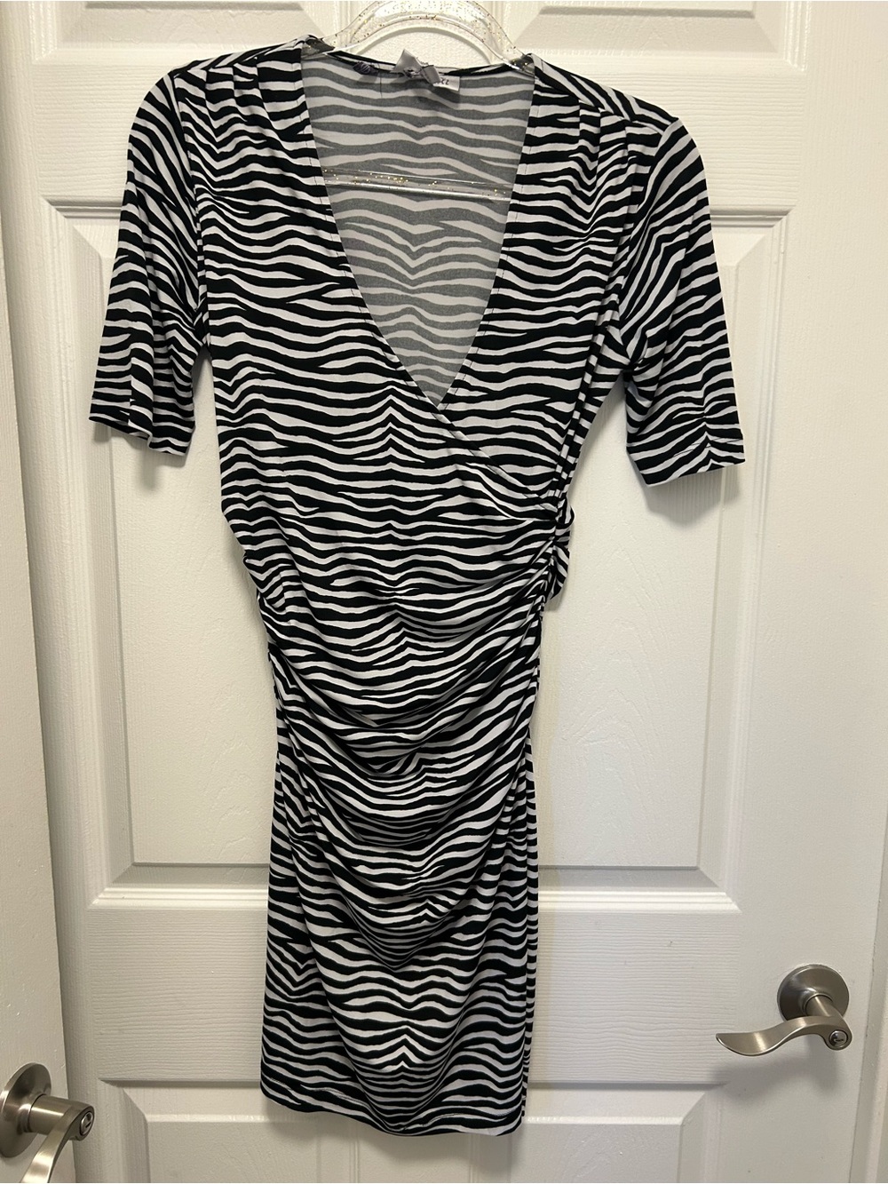 Jennifer Lopez Black & White Zebra-Print Ruched Wrap Dress